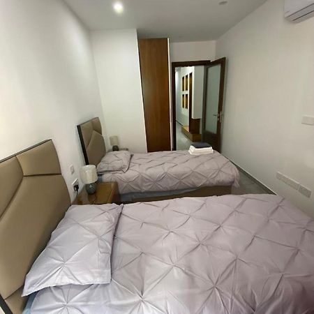 Gzira Two-Bedroom Apartment Exterior foto
